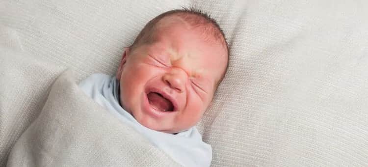 Jak wygląda kolka u niemowlaka? Objawy, które musisz znać Jak wygląda kolka u niemowlaka? Objawy, które musisz znać