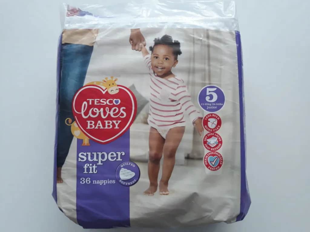 Pampers w Tesco – najlepsze ceny i promocje na pieluszki