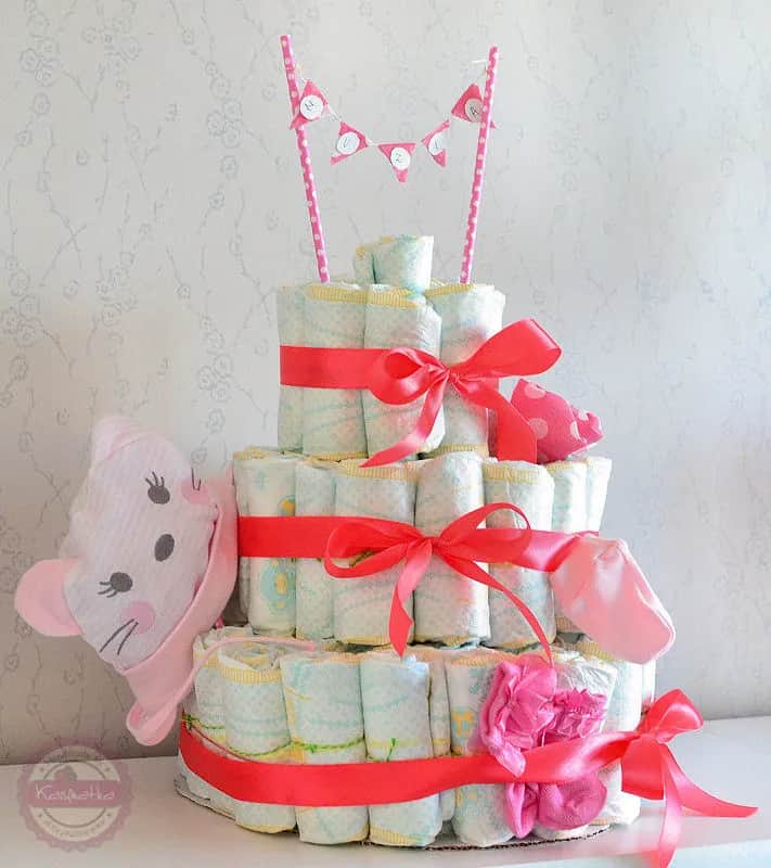 Jak wykonać tort z pampersów: 8 prostych kroków + inspiracje