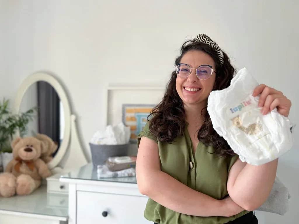 Jak zmieniać pieluchę bez stresu - krok po kroku dla rodziców